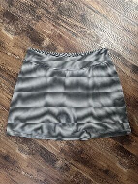 Title Nine Majestic Skort Stripe Size Medium